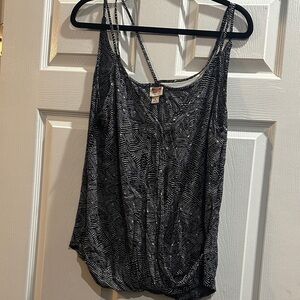 Mossimo Supply Co. Monochrome Geometric Camisole